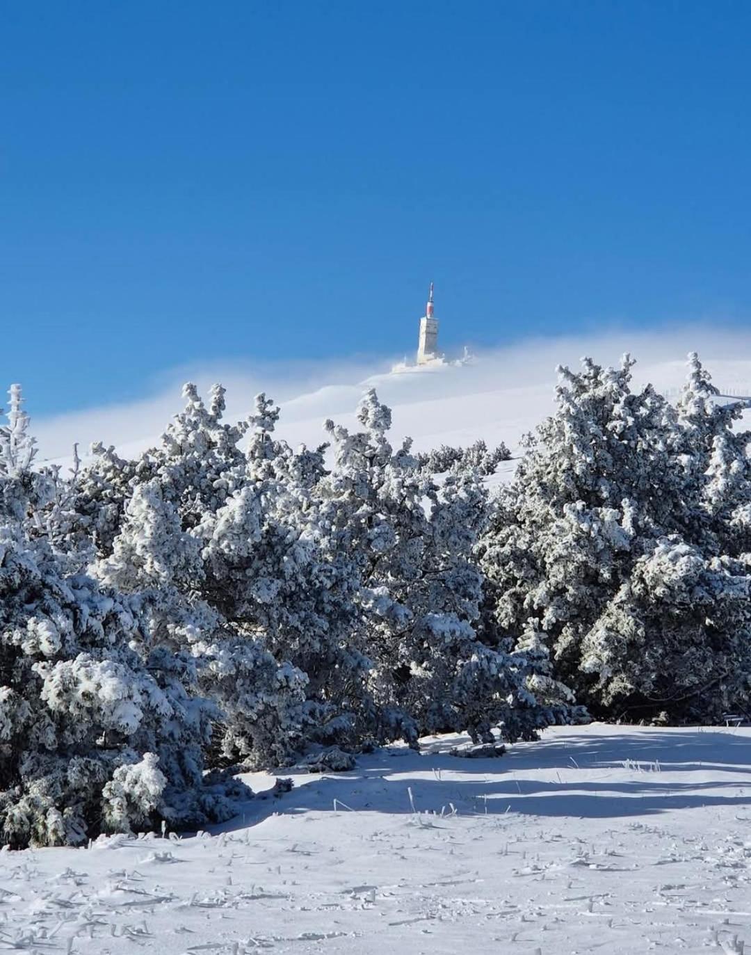 Studio Tout Confort En Provence Mont Ventoux. Bedoin Luaran gambar
